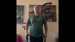 Alex Art: Un homme fort se masturbe après l’entraînement