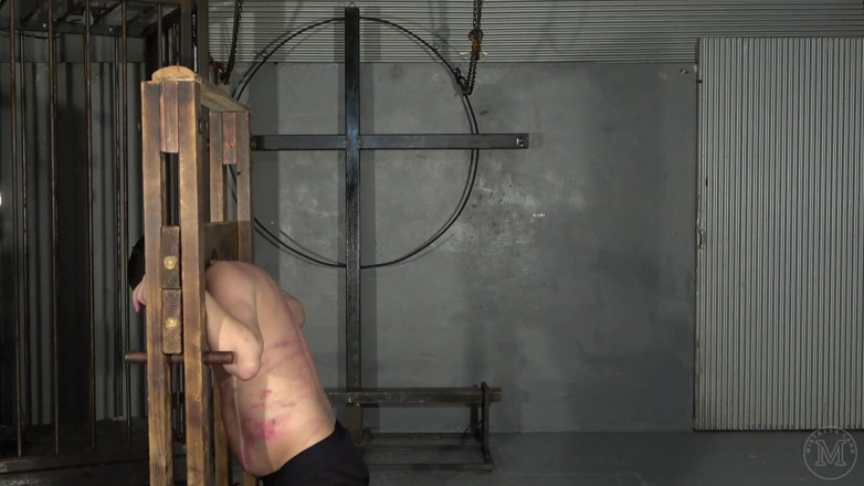 MistressLand: Seorang Pahlawan Kehakiman Dengan Penumbuk Bos Wanita Jahai dimasukkan ke...