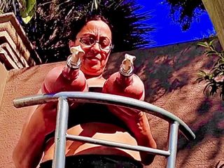 VeeVee Vixen: Sexo escravo mamilo aumento cam 3