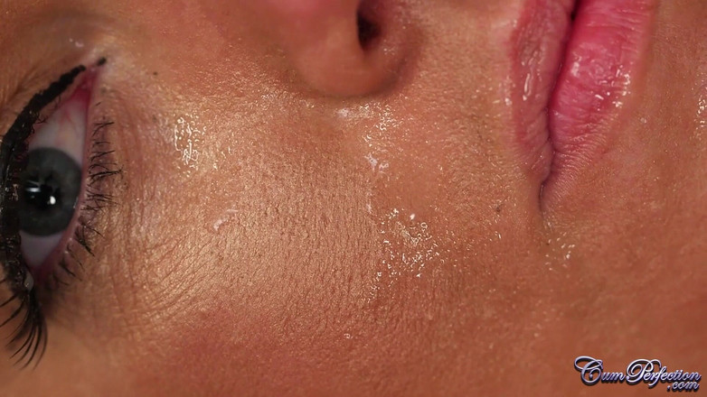 CumPerfection: フェイシャルかジェイルか