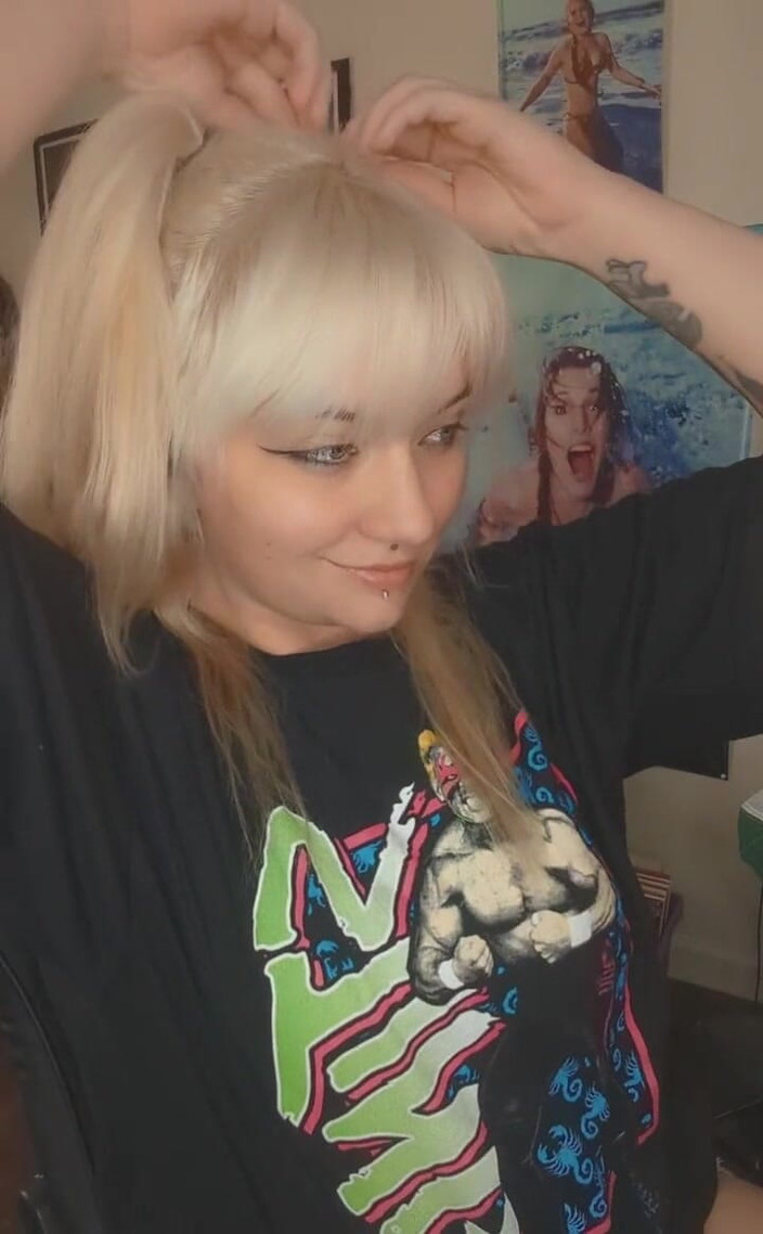 Evelyn Storm: 马尾辫能很好地处理