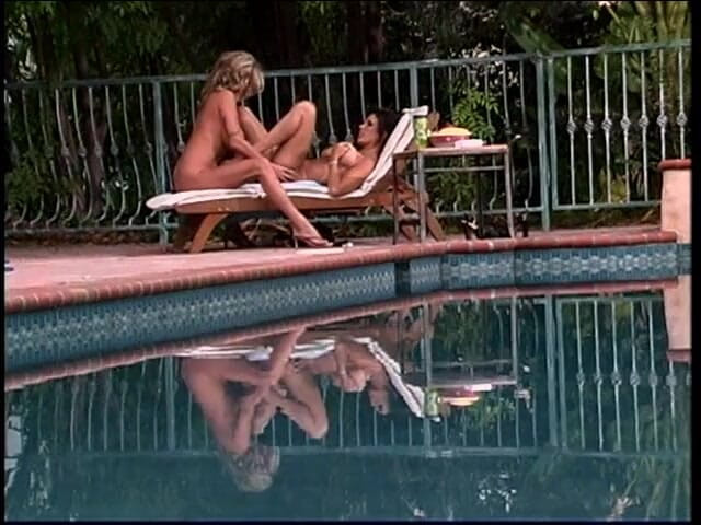 Girls of Desire: Hot babes eating pussy then toy fuck