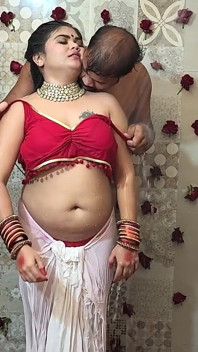 Bhabhi Pyasi Dulhan berkongkek tegar dengan adik ipar
