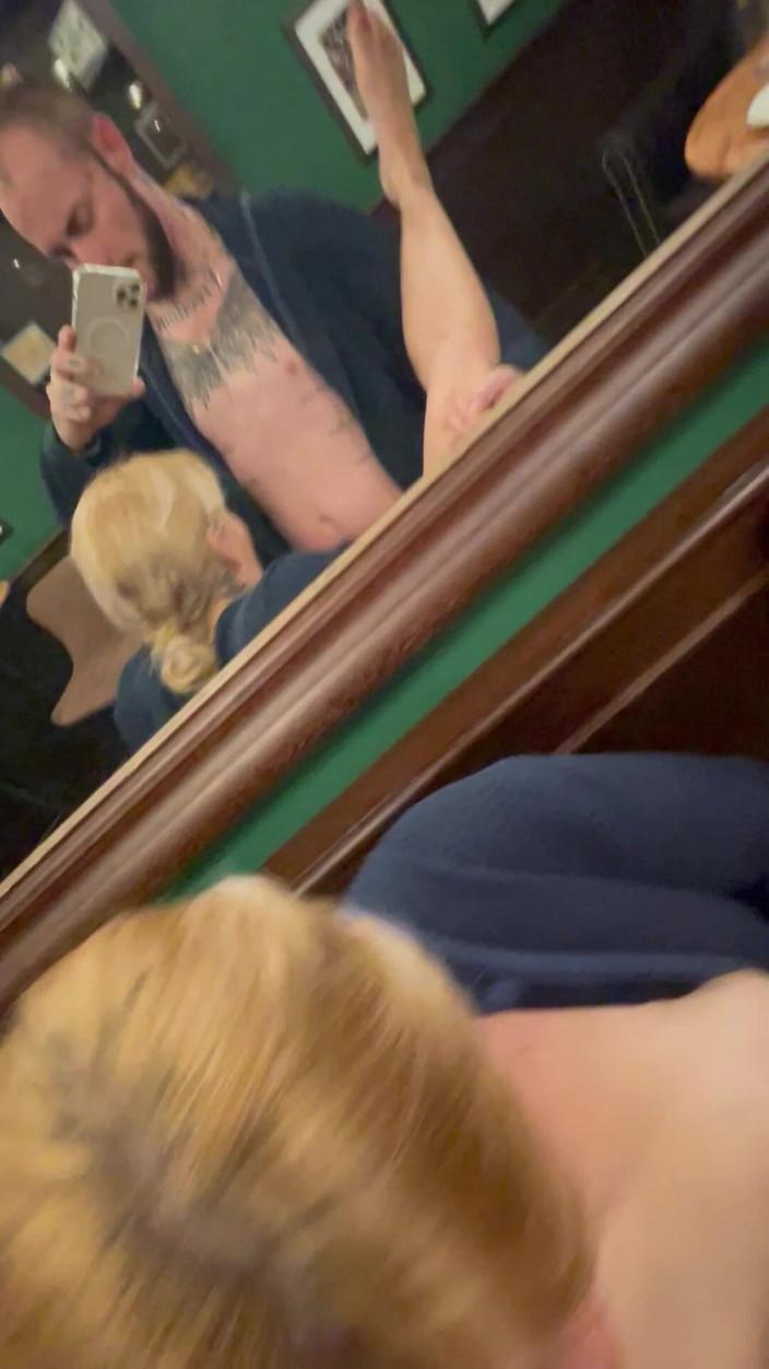 Bonieclydeerotik: Kąpiel Termalna, Sauna, Misjonarz, Pieprzynie, Zaciąganie, Stojący, Nagi, Mokry, Napalony,...