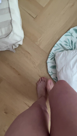 Feet: Çıplak Ayakla Yürümek