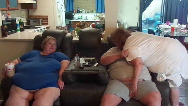 BBW nurse Vicki adventures with friends: Nurse Vicki does a check up for her patient with...