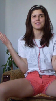 Sexy Teen Weting Her Short Pants and Empty Her Full Bladder