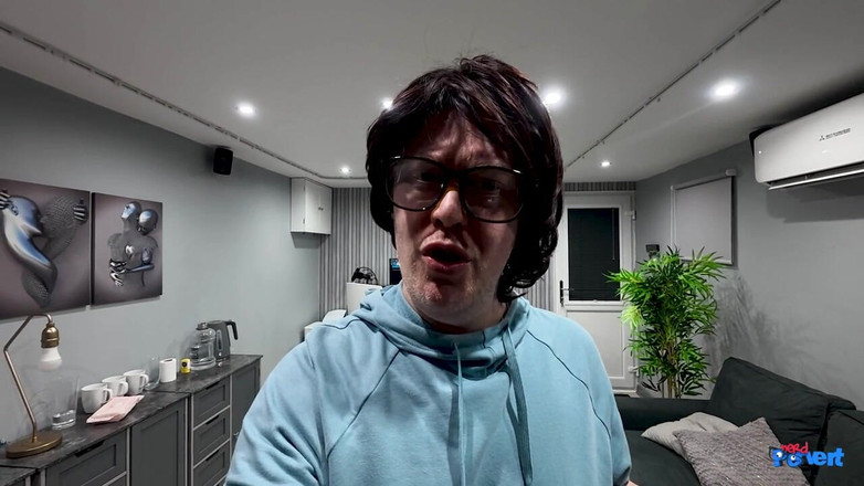 Nerd Pervert: 탐신 라일리 - 더블 얼간이 스플래지