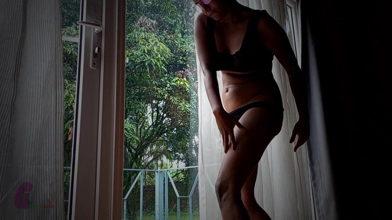 Horny_Bong: Video Panas Seksi Aaj Raat Amar Bengali