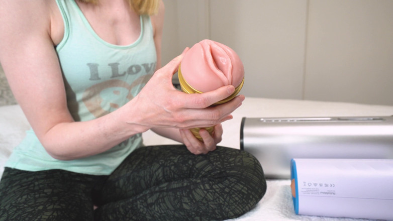 VelvetVeronica: Je fleshlight hacken voor automatische pijpbeurt/aftrekbeurt! Vacuglide 2
