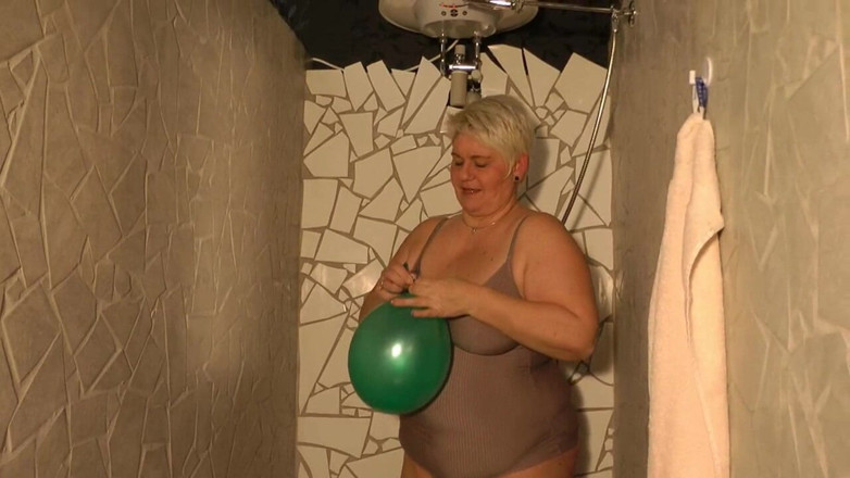 Anna Devot: Balony w deszczu :-))