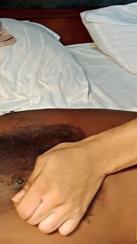 Cazzo di culo con mia moglie nella stanza di mia compagnia