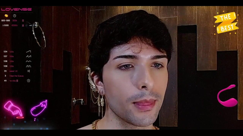 Diego_latinboy: Quiero leche en mi cara