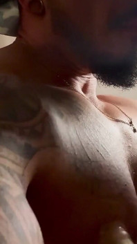 Ich habe eine große brust, aber jetzt will ich eine große nippel! Hölle ja, nippel machen mich den mann an!!