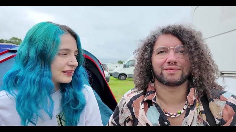 Khalamite: In diesem Sommer haben wir vier Tage bei einem Festival...