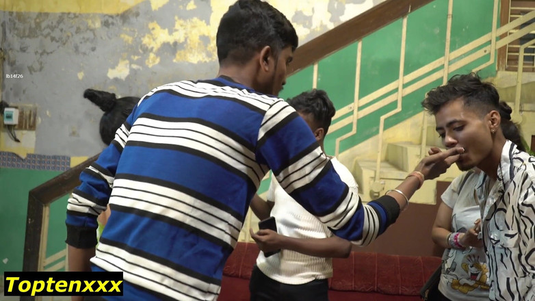 TopTenXXX Premium: Indyjski Desi erotyczne urodziny seks