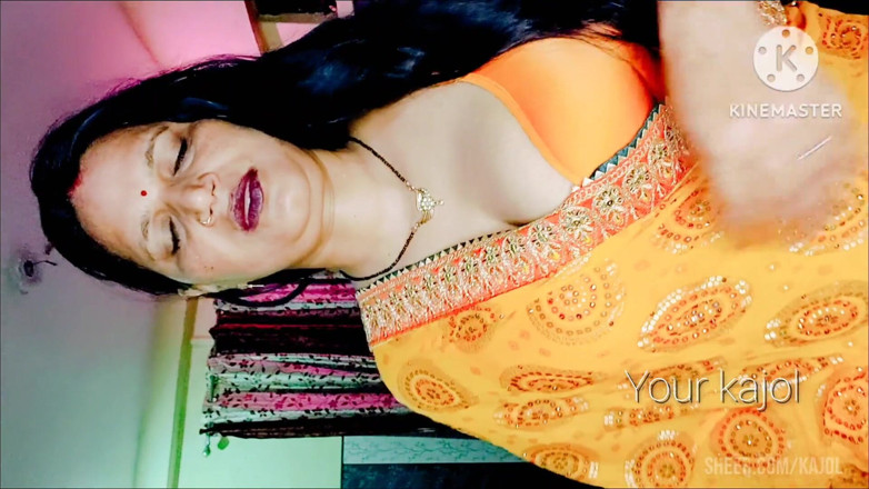 Lustykajolbhabhi: Kajol bhabhi sexy dans une chambre d’hôtel