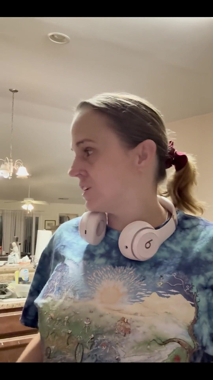 Suzy Wylde: Iskaffe hackar med din Gal Suzy Wylde