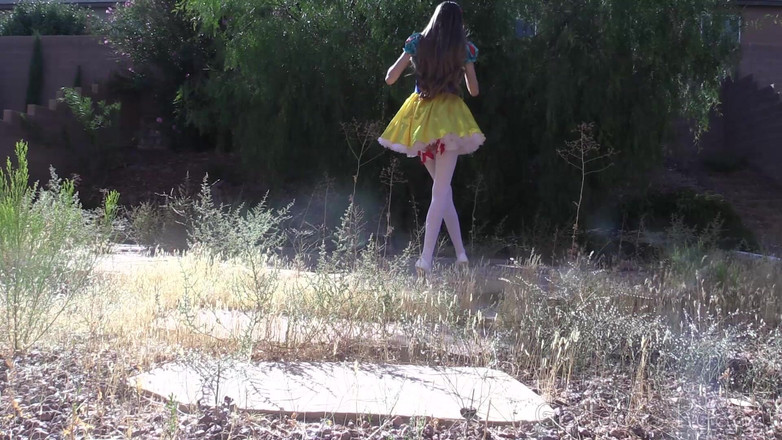 Kyaa Chimera: Peri masalı prenses slowmo yarakla azdırıyor