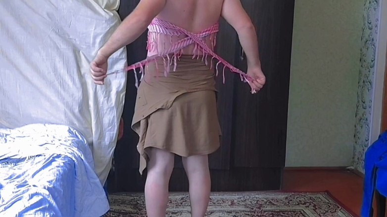 Kitty_Cross: Fusta mea e mai scurtă decât răbdarea mea