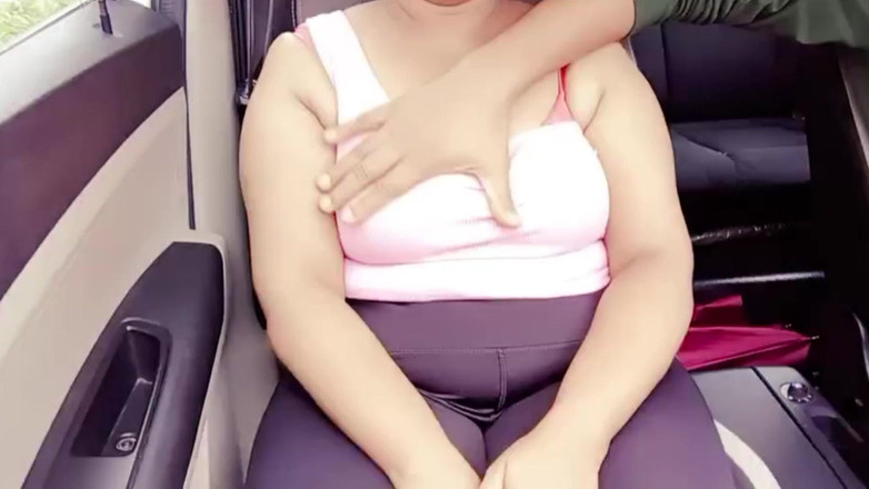 Your Arya: Дезі бхабхі з великими цицьками робить ризикований мінет, трах мастурбує