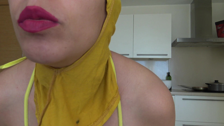 Souzan Halabi: Büyük memeli Arap gavat evli kadın