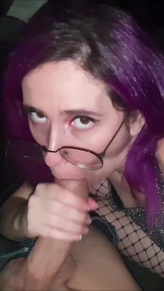 Nyx Scarlett: Blowjob in the Car!