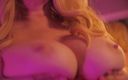 Karen Fisher: Karen Fisher en video de juego de grandes tetas