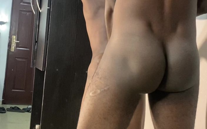 Funfor10k gay videos: सीधा सेक्सी लड़का मुझे चोदता है और मेरे ऊपर वीर्य डालता है