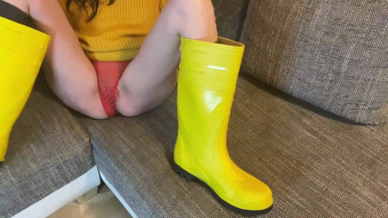 Jenny-Cum84: Jerk off on My Rubber Boots!