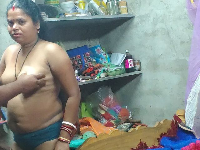 Indian Desi Bhabhi Ki Fuking Video (Kmkm)