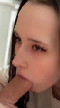 自制啪在所有的洞里被压裂