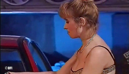 Slave Seks: Drsná série 043 - Femdom týrící automechanik