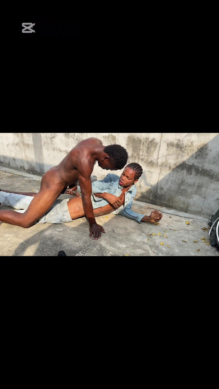 Baddestboyx: Byli jsme přistiženi na venkovní scéně