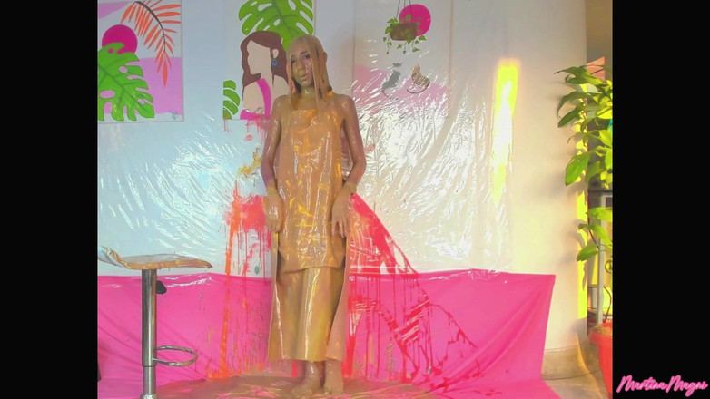 MartinaMagni: Wam!! Štíhlá katastrofa se zástěrou