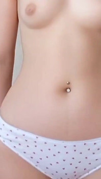 Shanaxnow 18letá kundička uctívání čerstvé oholené kalhotky fetiš od Enjoy My New Video!!