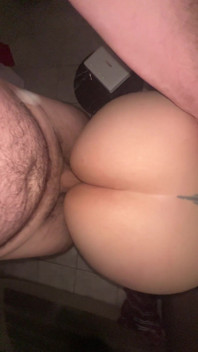 La sorellastra chiede la finitura creampie - squirting divertimento amatoriale a pecorina