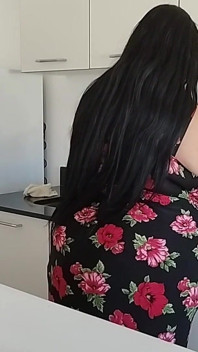 Mama vitregă acasă, Doar fani în Slow Motion, Tentația fiului vitreg