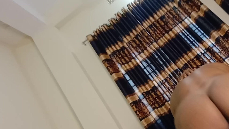 BanglaSexy24: Ehemann betrügt