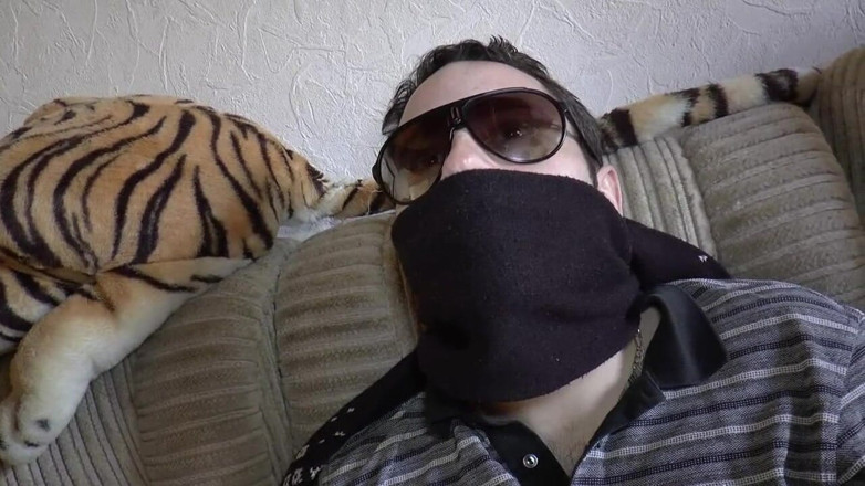 Orgsex: Evde üçlü seks