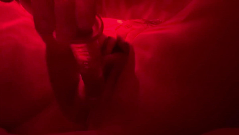 SoftBakedAfterDark: Cumming in My Roomates Closet