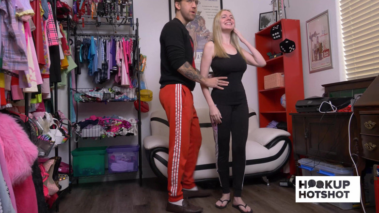 HookUp HotShot-BTS: Bts - Blonde Rebel Rhyder Teases Her Big Boobs Before Her...