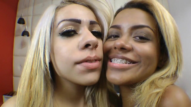 FetishKing: Kissing Lesbian Hot Blondies