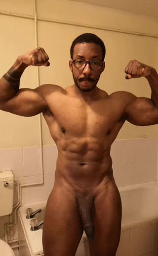 Amadeus: 그냥 면도의 비트를했다