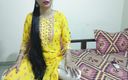 Saara Bhabhi: Tocando tesoura de papel rock para decidir quem masturba quem...