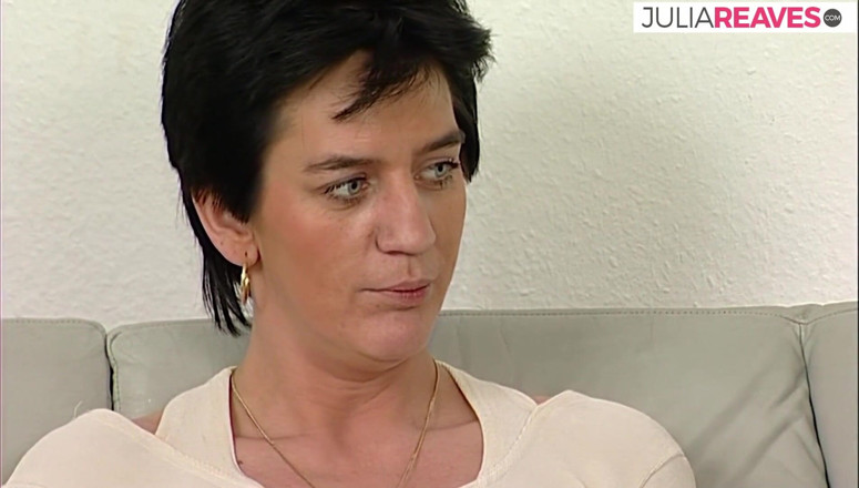 Retro German Casting Tour: Quente milf gosta de um boquete na garganta profunda antes...