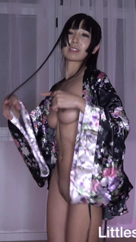 Geisha Deepthroat Spitroast berlumur minyak