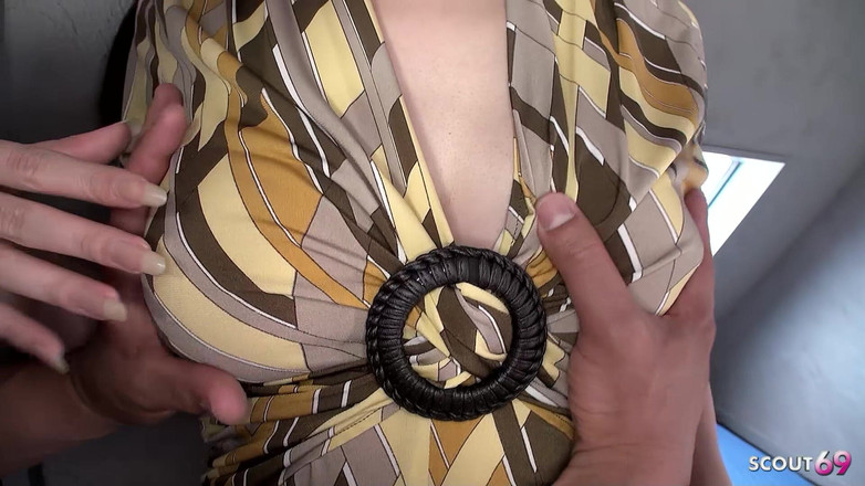 Asian porn collection: Chuda nastolatka Maki z dużymi cyckami uwodzi swojego ojczyma do...