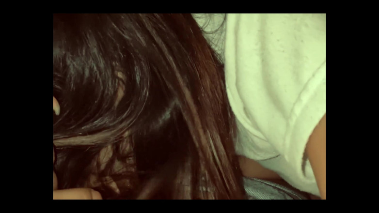 Hashini Hirunika: Detailní kouření