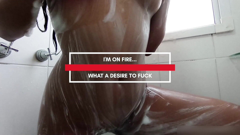 Julia Carioca: I Enjoyed Yummy in the Bath with Big John
